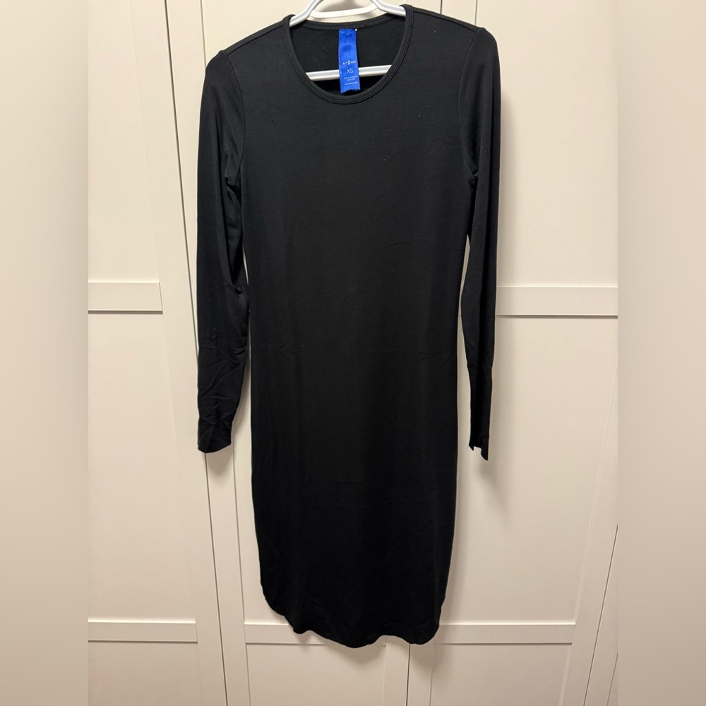 Kit and Ace Classic Black Long Sleeve Dress